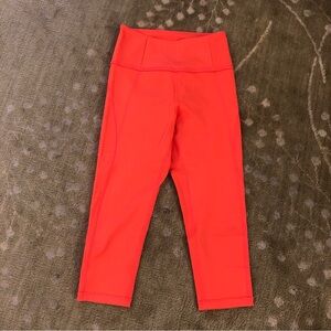Girlfriend Collective Coral Capri Leggings Size Xs